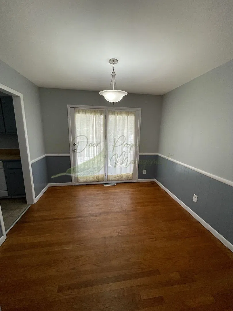 805 SW Lea Drive, Lee's Summit, MO — Photo 3