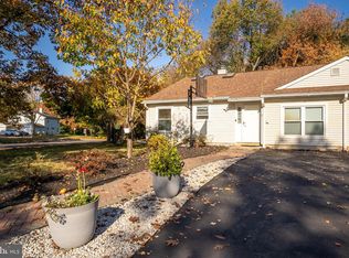 3 Wyndmoor Dr, East Windsor, NJ 08520