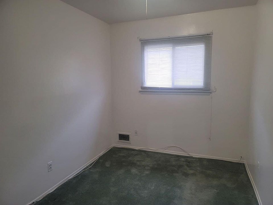 1st image of 1442 E 104th St #2