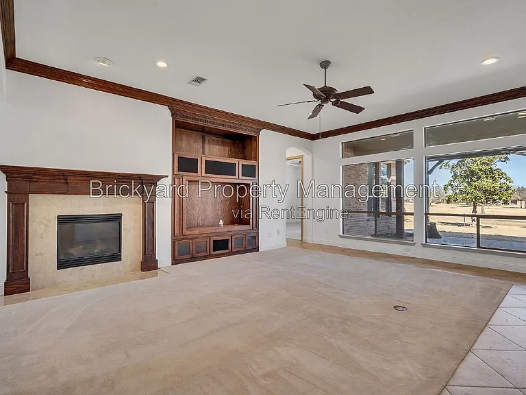 350 Pine Valley Dr — Photo 12