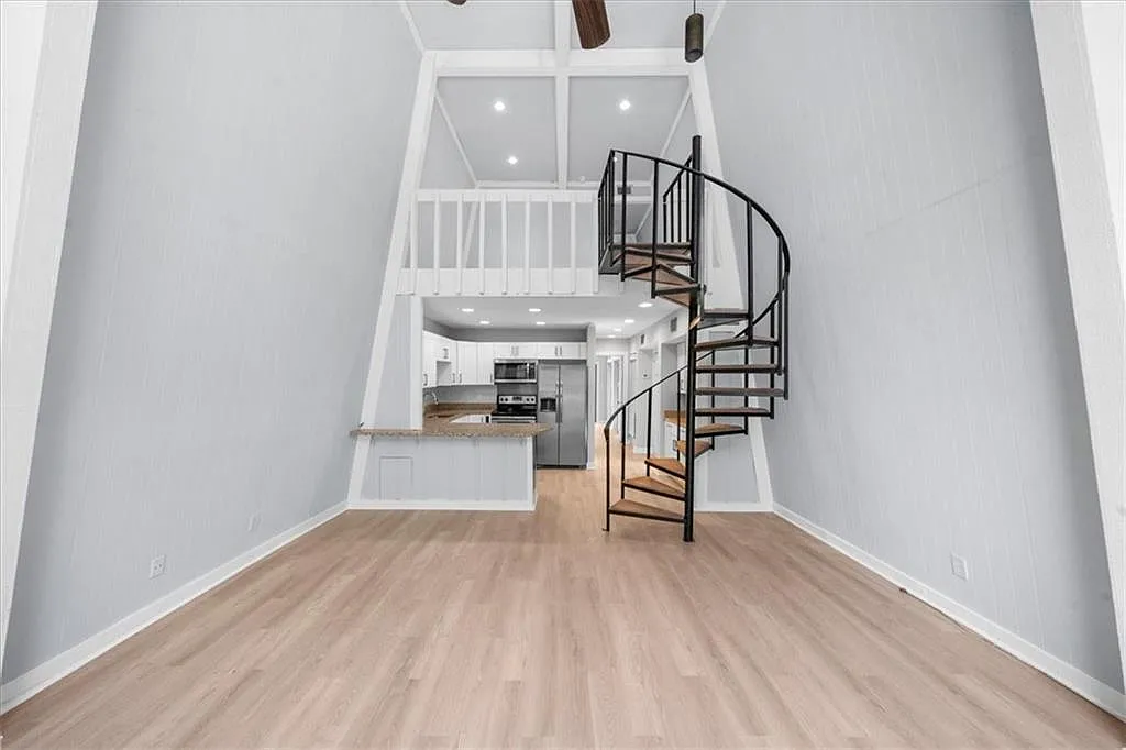 3200 Rim Cove Dr APT 114 photo 1
