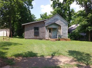 121 W Bond St, Denison, TX 75021