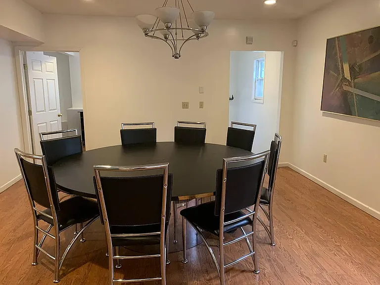 23 Seminary Ave — Photo 17