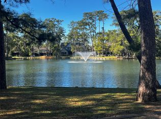 15 Lorrielake Ln, Houston, TX 77024