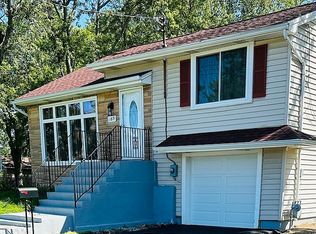 183 Meadowlawn Rd, Buffalo, NY 14225