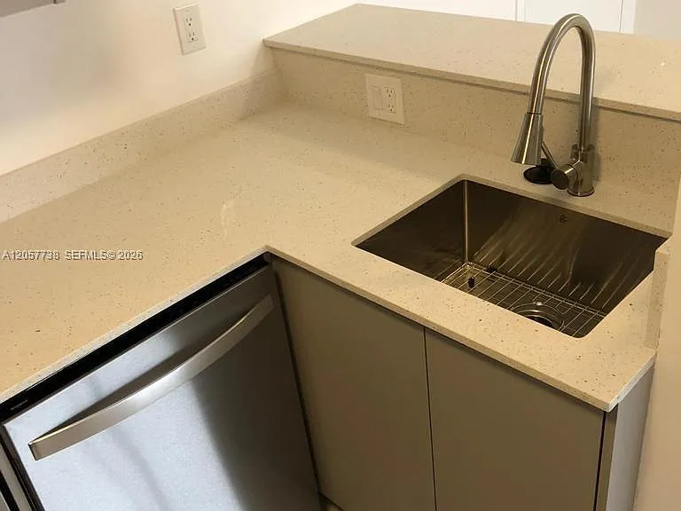 9682 Fontainebleau Blvd #507 — Photo 7