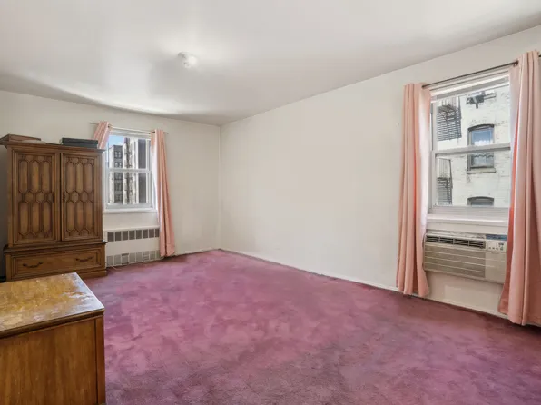 1010 Sherman Avenue image 11 of 15