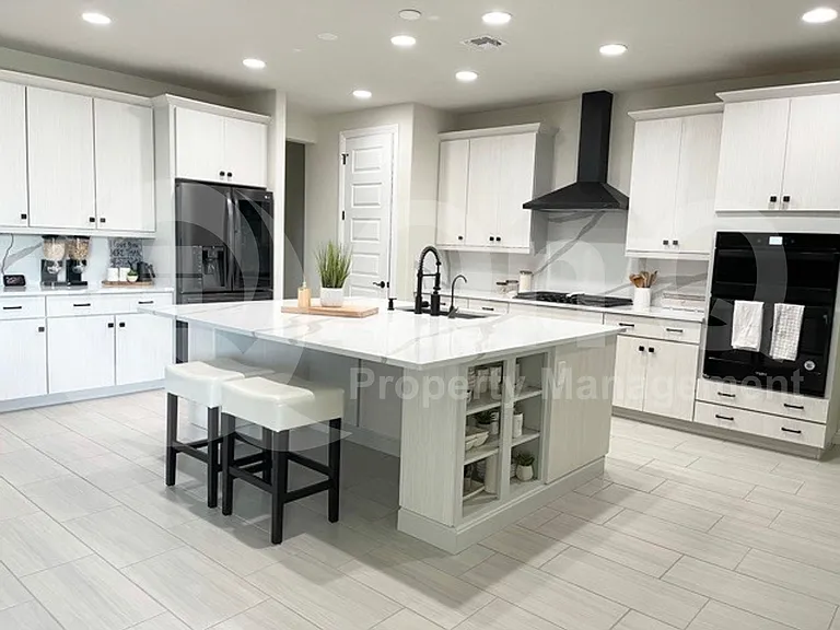 5083 W Calle Vista Del Sur — Photo 4