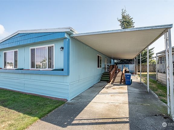 3rd image of 225 NE Ernst, Street #83