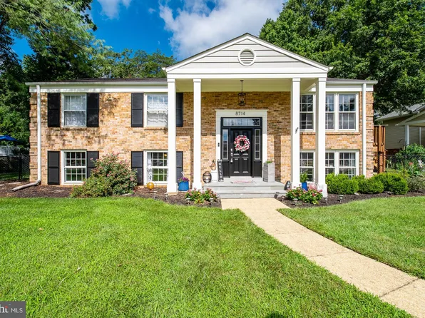 8714 Falkstone Ln, Alexandria, VA 22309