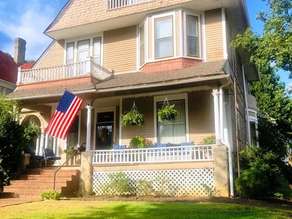 169 Holbrook Ave, Danville, VA 24541