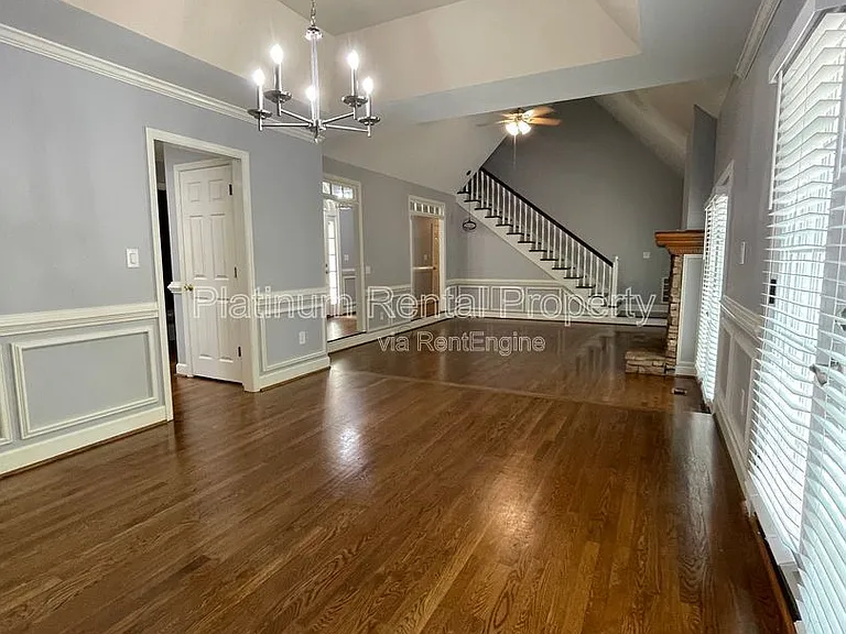 4204 N Mountain Rd NE — Photo 21
