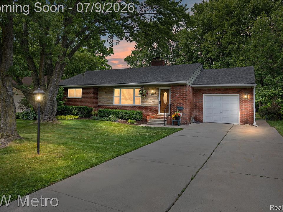 1st image of 20665 Woodcrest St