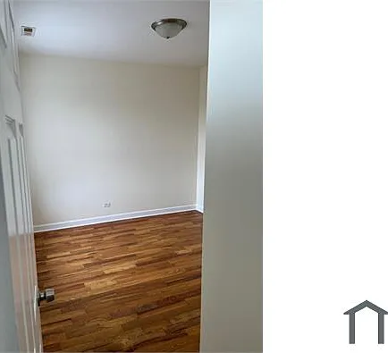 3235 W Fulton Blvd #3 — Photo 7
