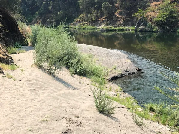 401 Galaxy Dr, Salyer, CA 95563