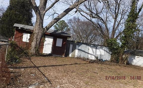 5th image of 2319 Wright Ave