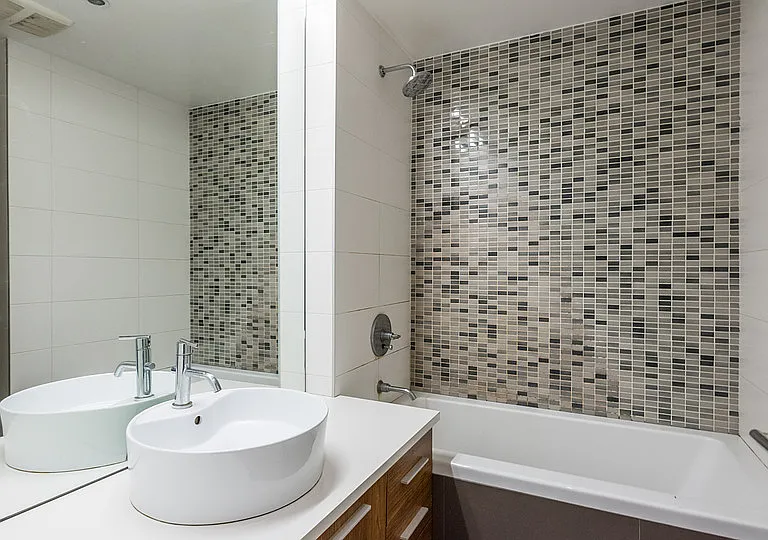 387 Franklin Ave #303 — Photo 15