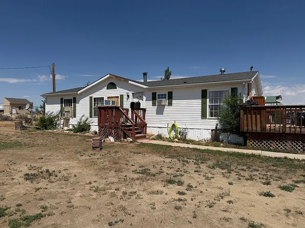 2402 Andrea St, Bar Nunn, WY 82601