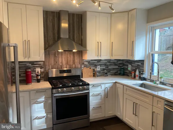 1012 N George Mason Dr, Arlington, VA 22205