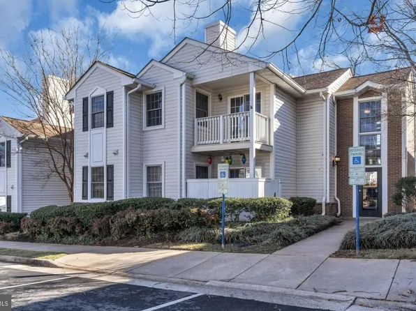 106 Westwick Ct Unit 3, Sterling, VA 20165