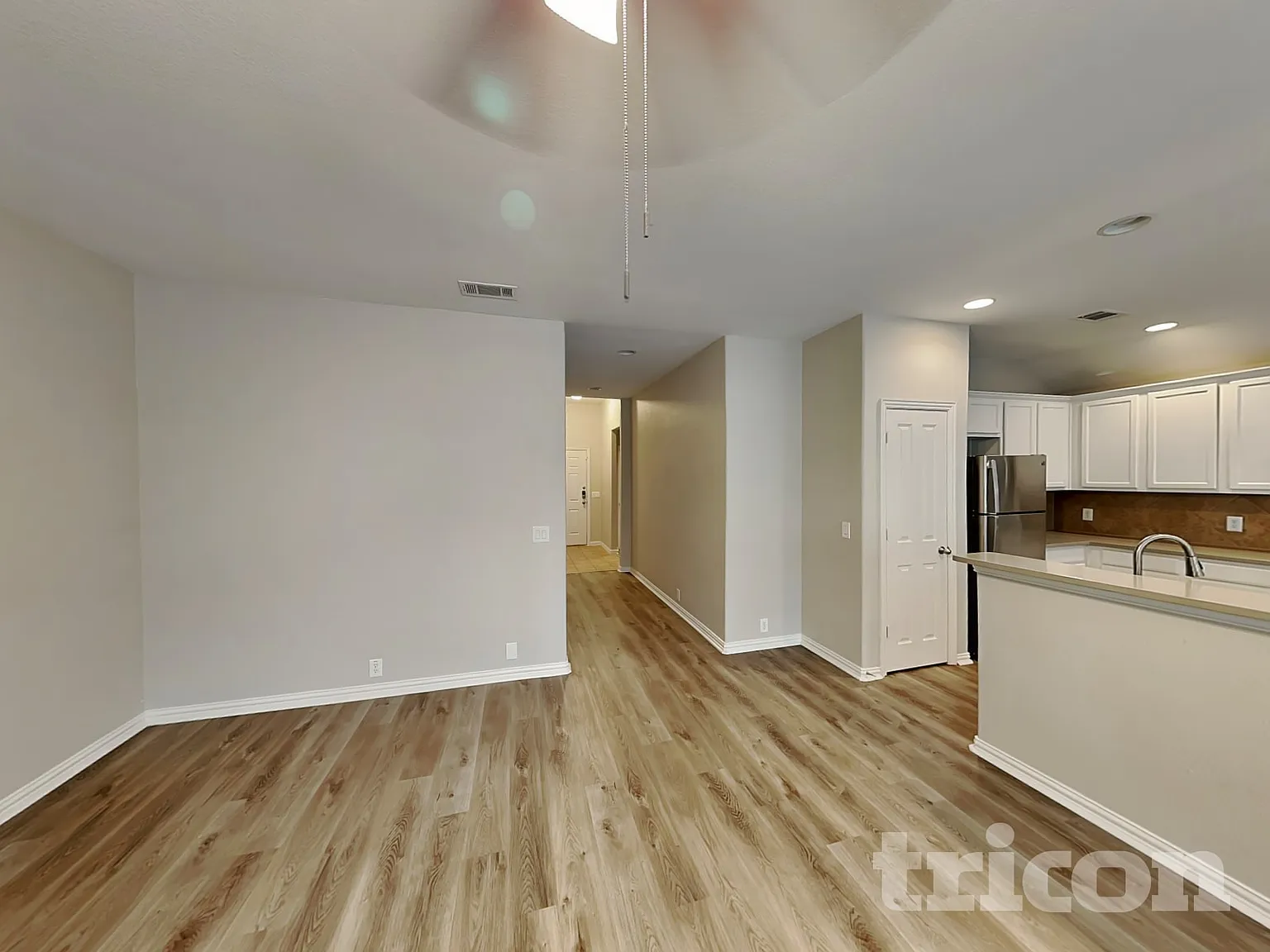 225 Bison Meadow Drive Waxahachie TX — Photo 2