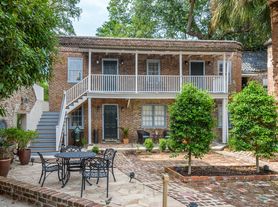 46 Queen St, Charleston, SC