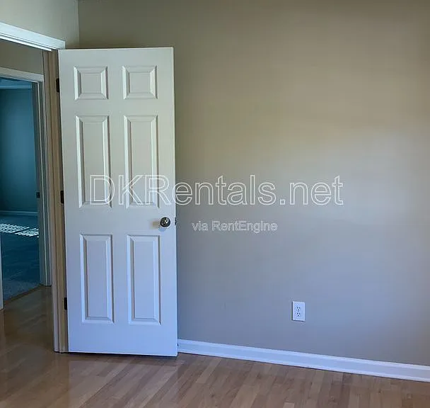 416 Carmain Ln NW — Photo 23