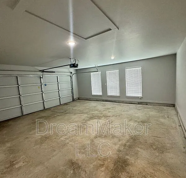 736 Apple Blossom Way — Photo 14