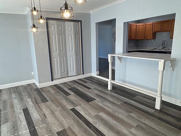5th image of 1708 W Hermosa Dr