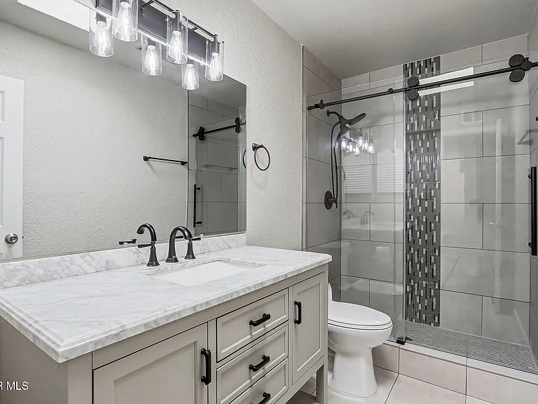 5205 Valley Spring Way — Photo 18