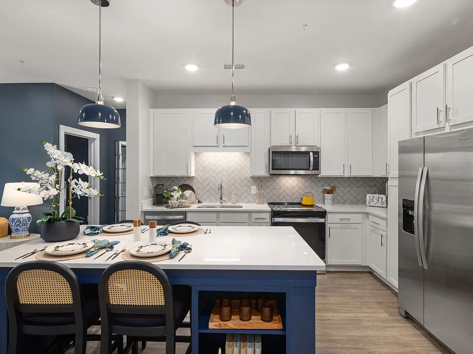 Solis Buffaloe apartments community photo