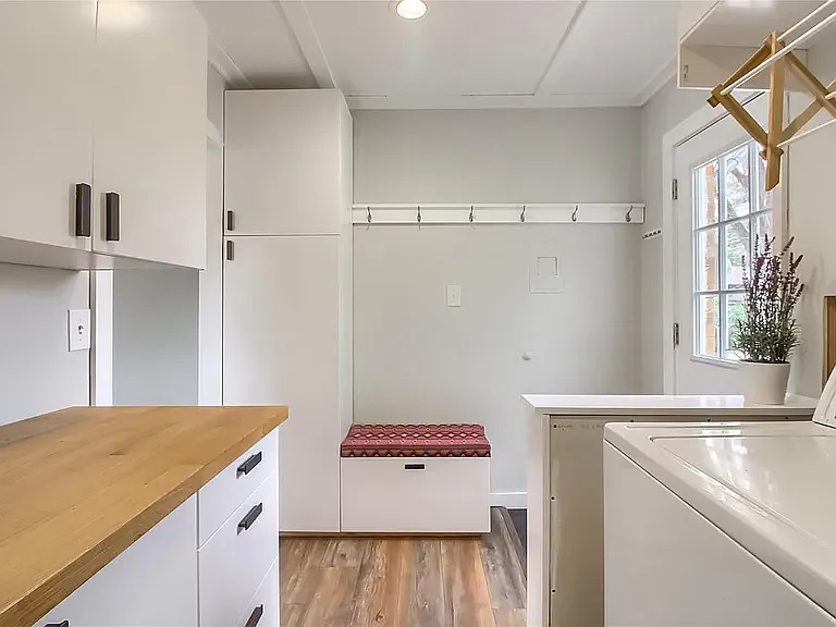 769 Poplar St — Photo 10