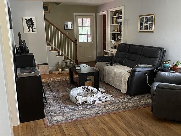 4th image of 6106 Patterson Ave