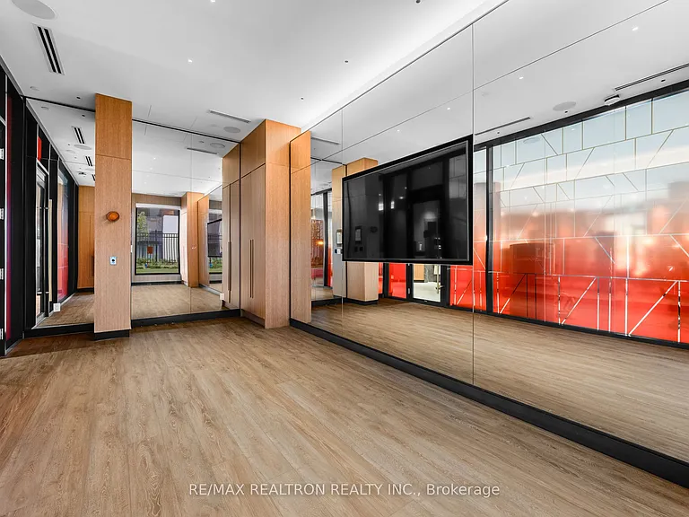 25 Cordova Ave #Penthouse 06 — Photo 34
