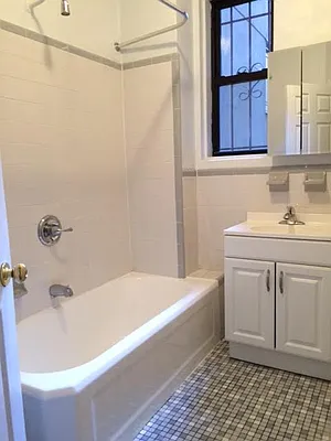 Rented by Luxor Homes & Investment Realty | media 19