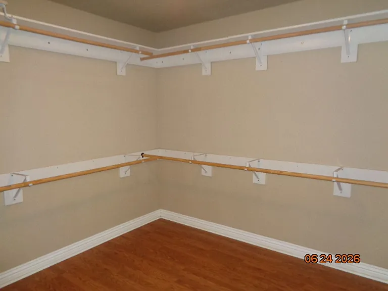 2064 W Avenue K #6 — Photo 16
