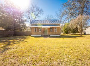 21132 Seminole Ave, Lockhart, AL 36455