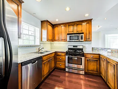 IMT BelaSera at Fulton