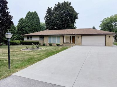 N81W15328 Hilltop DRIVE, Menomonee Falls, WI, 53051