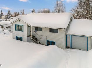1426 Primrose St, Anchorage, AK 99508