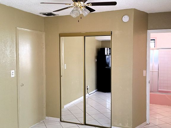 4th image of 2846 Van Buren St