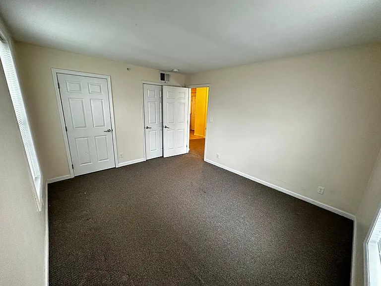 8 Parker St #4 — Photo 18