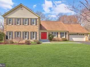 5024 Pheasant Ridge Rd, Fairfax, VA 22030