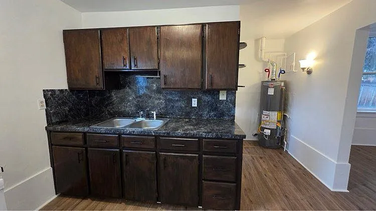 1 bed, $1,195 — Photo 4