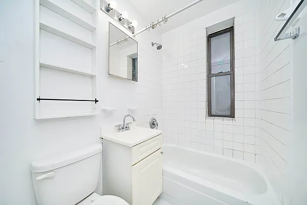 Rented by Living New York | media 13