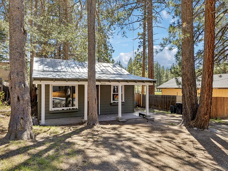 3533 Bobby Grey Cir — Photo 1