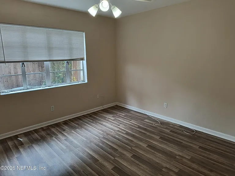 3018 Oak St #2 — Photo 7