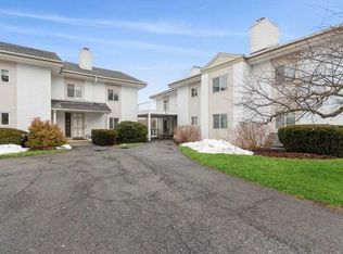 43 Bennett Cmn #V, Millbrook, NY 12545