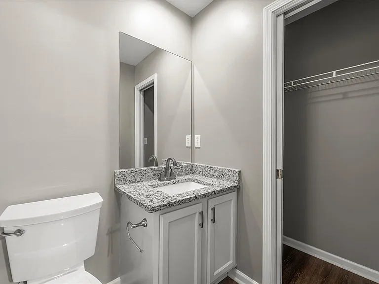 27 Corinth Rd — Photo 15