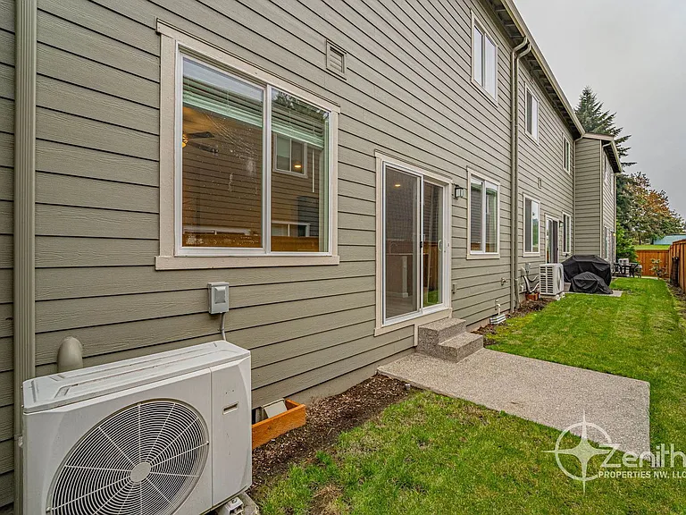 2009 NE 102nd Cir — Photo 36